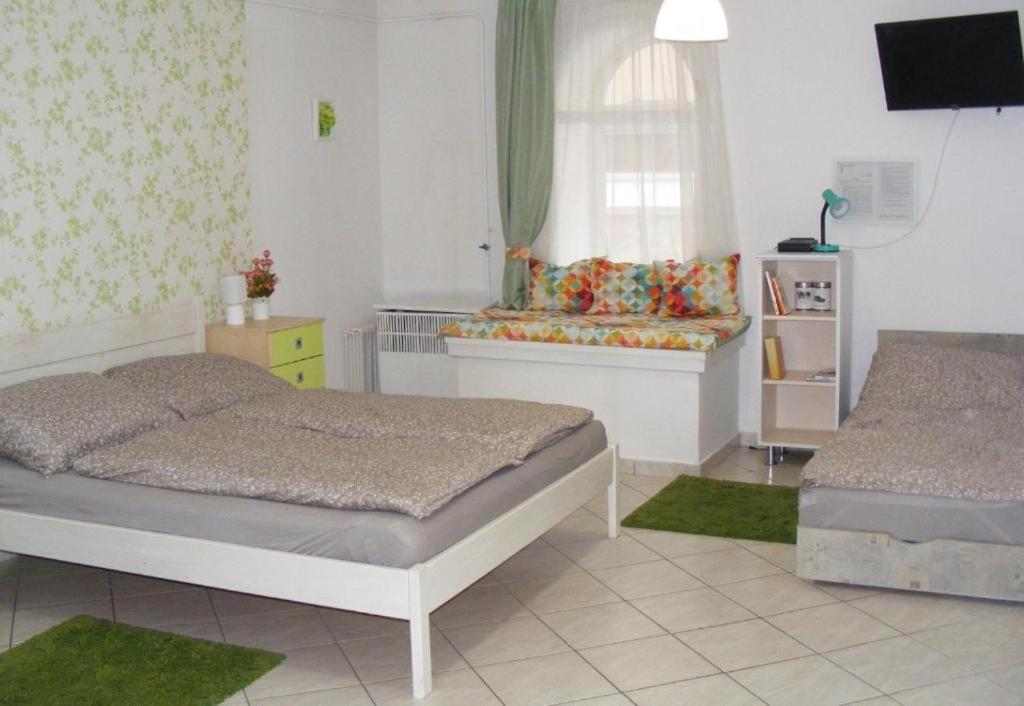 Fortuna Apartmanok Еґер Екстер'єр фото